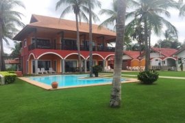 12 Bedroom House for sale in Sam Roi Yot, Prachuap Khiri Khan