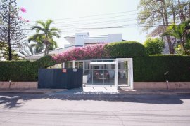 4 Bedroom House for sale in Hua Hin, Prachuap Khiri Khan 4 Bedroom House for sale in Hua Hin, Prachuap Khiri Khan