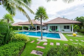 4 Bedroom House for sale in Thap Tai, Prachuap Khiri Khan