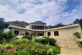 5 Bedroom House for sale in Hua Hin, Prachuap Khiri Khan 5 Bedroom House for sale in Hua Hin, Prachuap Khiri Khan