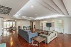 3 Bedroom Condo for rent in Jaspal Residence 2, Khlong Toei Nuea, Bangkok near MRT Sukhumvit
