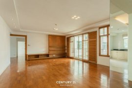 2 Bedroom Condo for rent in Baan Nunthasiri, Thung Maha Mek, Bangkok near MRT Lumpini