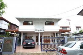 7 Bedroom House for sale in Phra Nakhon, Bangkok near MRT Democracy Monument