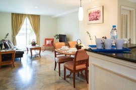 2 Bedroom Serviced Apartment for rent in Sabai Sathorn Serviced Apartment, Silom, Bangkok near BTS Chong Nonsi