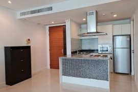 2 Bedroom Condo for rent in Fullerton Sukhumvit, Phra Khanong, Bangkok near BTS Ekkamai