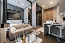 1 Bedroom Condo for rent in The Esse at Singha Complex, Khlong Toei Nuea, Bangkok near MRT Phetchaburi