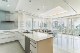 2 Bedroom Condo for Sale or Rent in Baan Rajprasong, Lumpini, Bangkok near BTS Ratchadamri