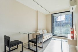 1 Bedroom Condo for rent in Vtara Sukhumvit 36, Phra Khanong, Bangkok near BTS Thong Lo