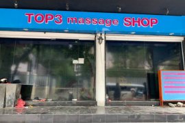 Commercial for rent in Khlong Tan Nuea, Bangkok near BTS Phrom Phong