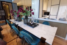 2 Bedroom Condo for sale in BEATNIQ Sukhumvit 32, Khlong Tan, Bangkok near BTS Thong Lo