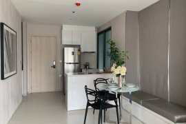 1 Bedroom Condo for rent in Rhythm Sukhumvit 42, Phra Khanong, Bangkok near BTS Ekkamai