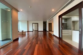 3 Bedroom Condo for Sale or Rent in The Park Chidlom, Lumpini, Bangkok near BTS Chit Lom