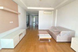 1 Bedroom Condo for sale in 15 Sukhumvit Residences, Khlong Toei Nuea, Bangkok near BTS Nana
