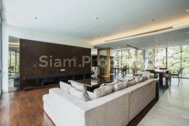 3 Bedroom Condo for rent in Domus 18, Khlong Toei, Bangkok near BTS Asoke