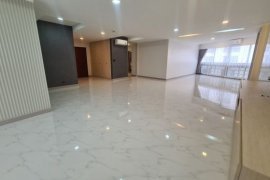 3 Bedroom Condo for rent in President Park Sukhumvit 24, Khlong Tan, Bangkok near MRT Queen Sirikit National Convention Centre