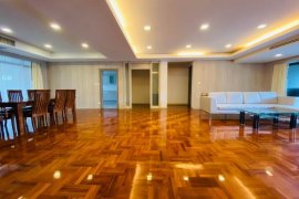 2 Bedroom Condo for rent in Mitr Mansion, Khlong Toei Nuea, Bangkok