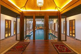 4 Bedroom House for rent in Bang Na, Bangkok near MRT Si La Salle