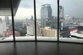 2 Bedroom Condo for sale in Magnolias Ratchadamri Boulevard, Lumpini, Bangkok