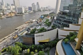 3 Bedroom Condo for sale in Magnolias Waterfront Residences, Khlong Ton Sai, Bangkok