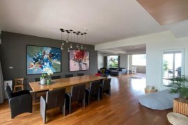 4 Bedroom Condo for rent in Phatsana Garden, Bangkok near BTS Ekkamai