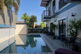 9 Bedroom House for sale in Choeng Thale, Phuket