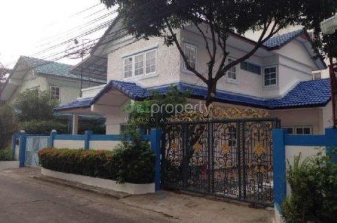 3 Bedroom House For Rent In Lat Phrao Bangkok