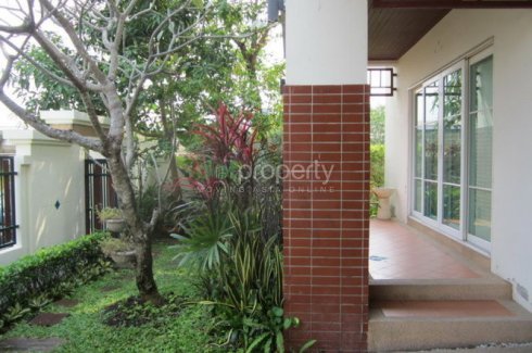 3 Bedroom House For Rent In Srinakarin Bangkok Near Bts Bearing