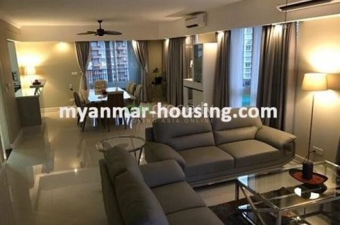A Room For Sale With Excellent Decoration In Star City Condo